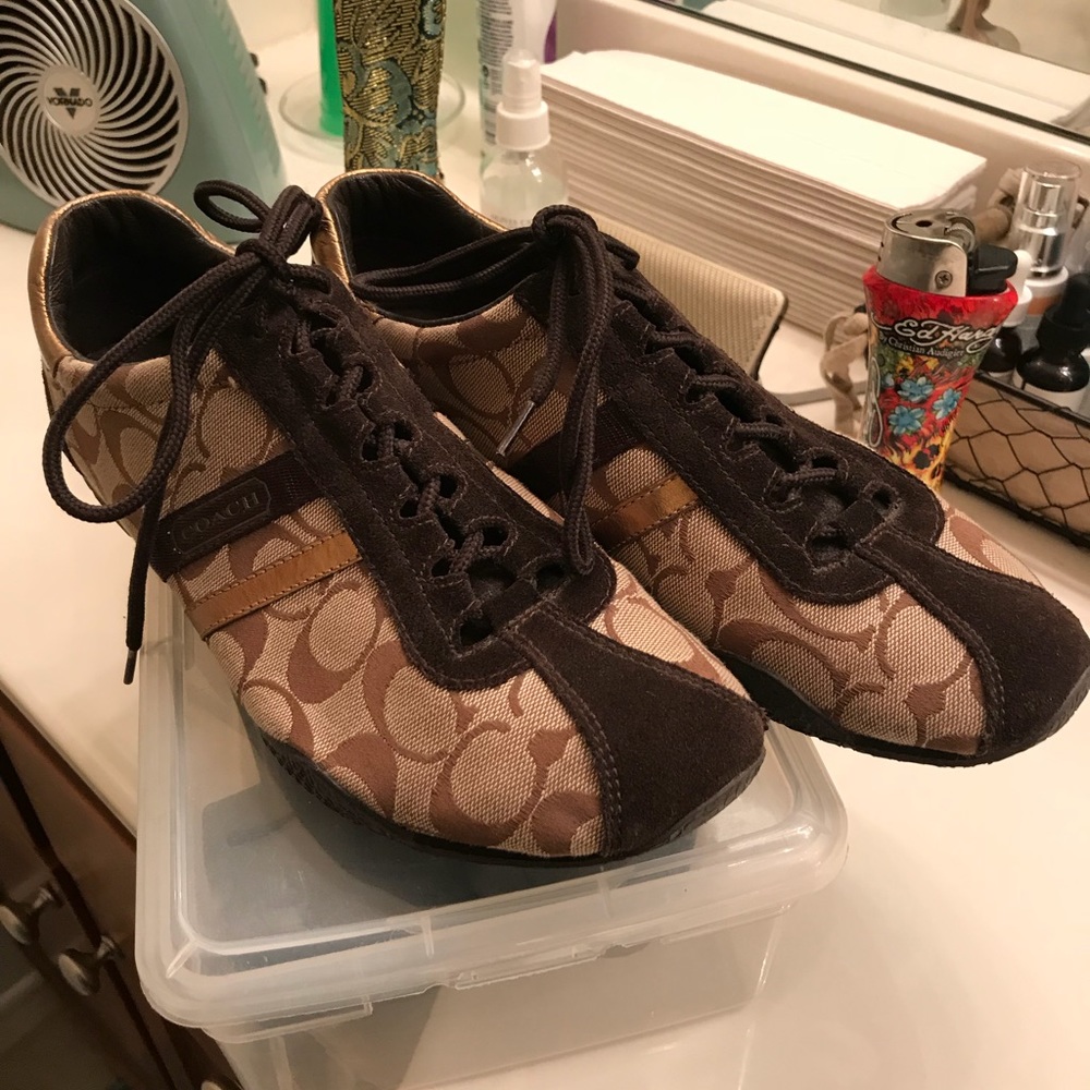 Coach tennis shoes sz10